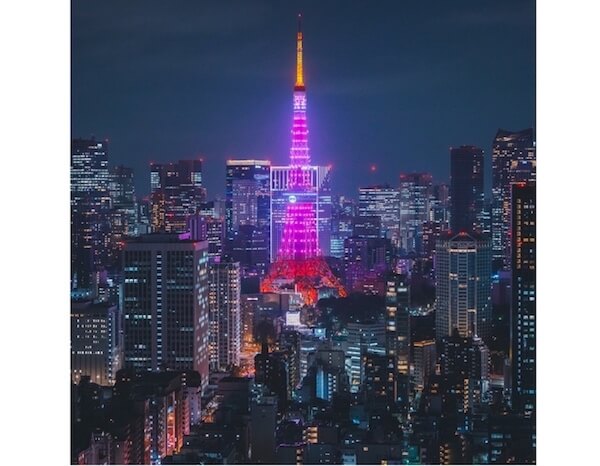 「グッチ」が東京タワーを桜色にライトアップ
