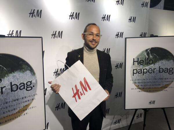Japan｜「H&M」がショッピングバッグの紙製化・有料化を発表