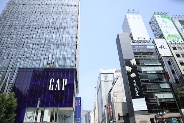 Japan｜「ギャップ」が全国で102店舗臨時休業