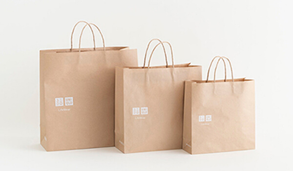 Japan｜「ユニクロ」と「ジーユー」が9月からショッピングバッグを有料化