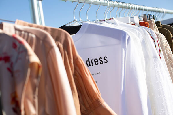 大丸松坂屋がファッションレンタル市場に参入　サブスク事業「アナザードレス」を開始　
