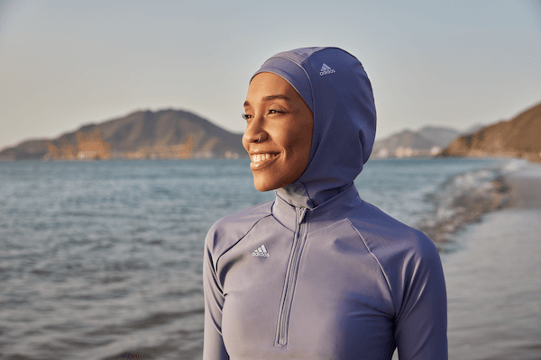 「アディダス」が脱着できるヒジャブ付き水着を発売　信仰を持つ全ての女性が水中アクティビティを楽しめる社会へ