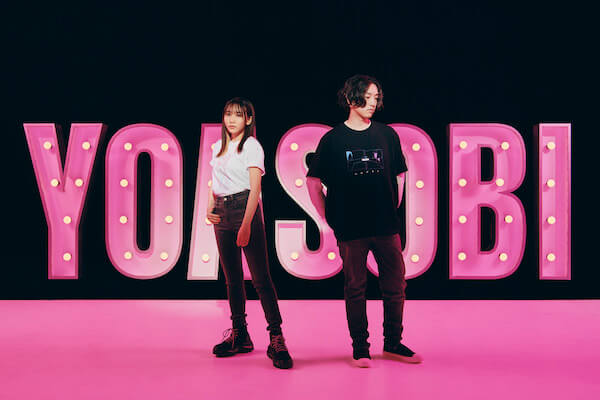 ユニクロの「UT」が「YOASOBI」とコラボTシャツ「YOASOBI UT」を発売　7月4日には無料生配信ライブも