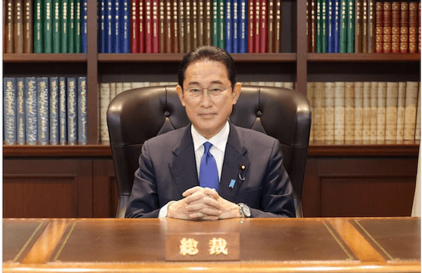【再掲載】愛読書が「罪と罰」の岸田首相が着用している時計は何？