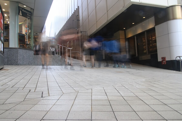 「新宿ミロード」のモザイク通りとモール2階が営業終了