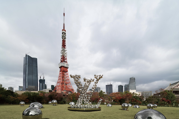  「ルイ・ヴィトン」と草間彌生のコラボアイテムが2023年1月に発売　東京タワーや渋谷交差点ではインスタレーションも　 