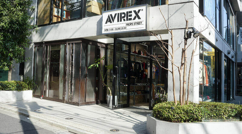「アヴィレックス」の新店舗が原宿プロペラ通りにオープン