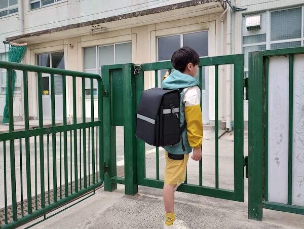 「ワークマン」が防弾チョッキにも使われるナイロンを採用した8,800円の低価格＆高機能なランドセルを発売