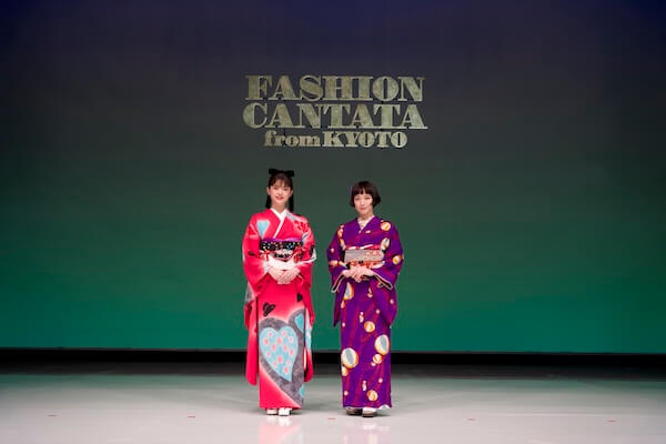 初顔合わせの吉岡里帆と松村沙友里が和装で京都「ファッションカンタータ」に登壇