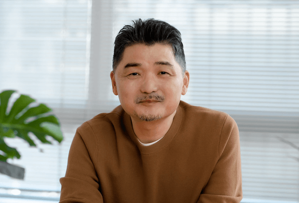 HYBEによるSMエンタ買収妨害目的で韓国カカオの創業者が株価を不正に操作か　