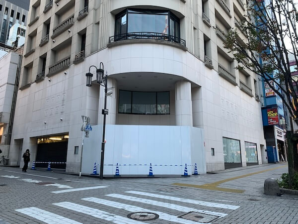 新宿の「バーニーズ ニューヨーク」跡地に「ラオックス」が出店か
