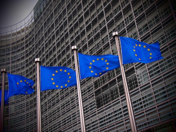EUが競争法違反で3大ラグジュアリー企業を処分　「グッチ」「ロエベ」「クロエ」に総額275億円の制裁金