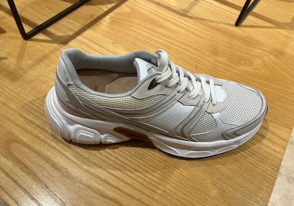 全ブランドに「リカバリーインソール」搭載へ　マドラスが「リカバリーシューズ」戦略を本格化