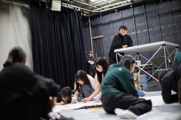 髙橋一生が「学展」出展の小中学生と3日間の共同制作　特別映像「関わり混ざる三日間」を国立新美術館で初上映